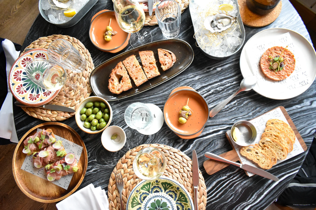 Restaurante Casa Luz Lunch Restaurante Casa Luz lunch spread in Barcelona