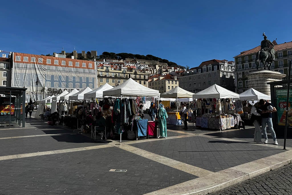 Things to do in Lisbon: Praça da Figueira markets