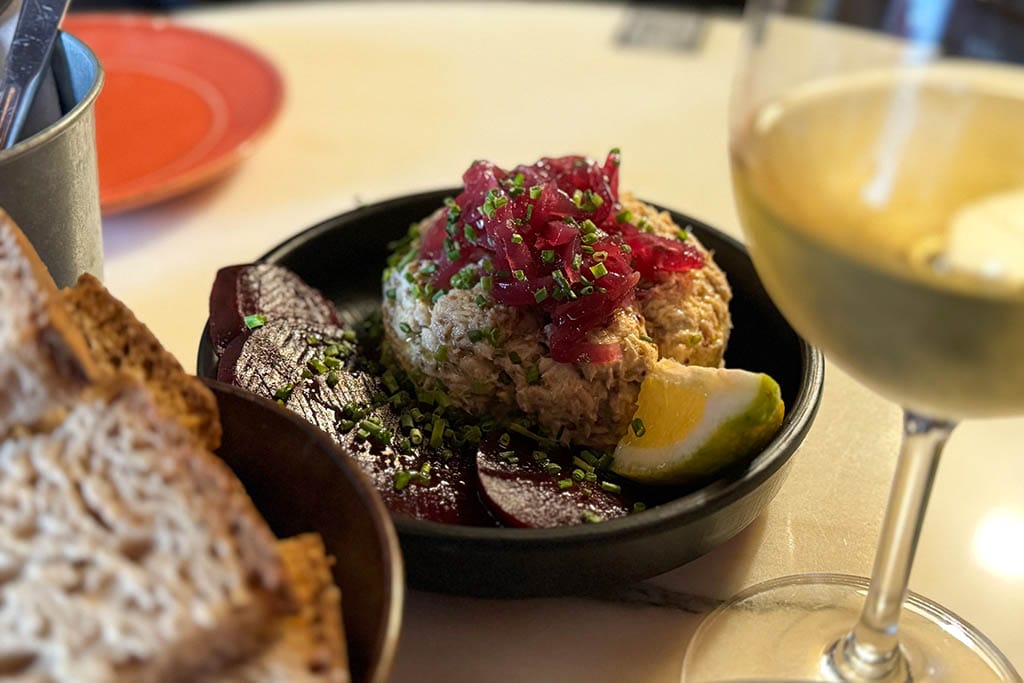 Capela Incomum mackerel pate
