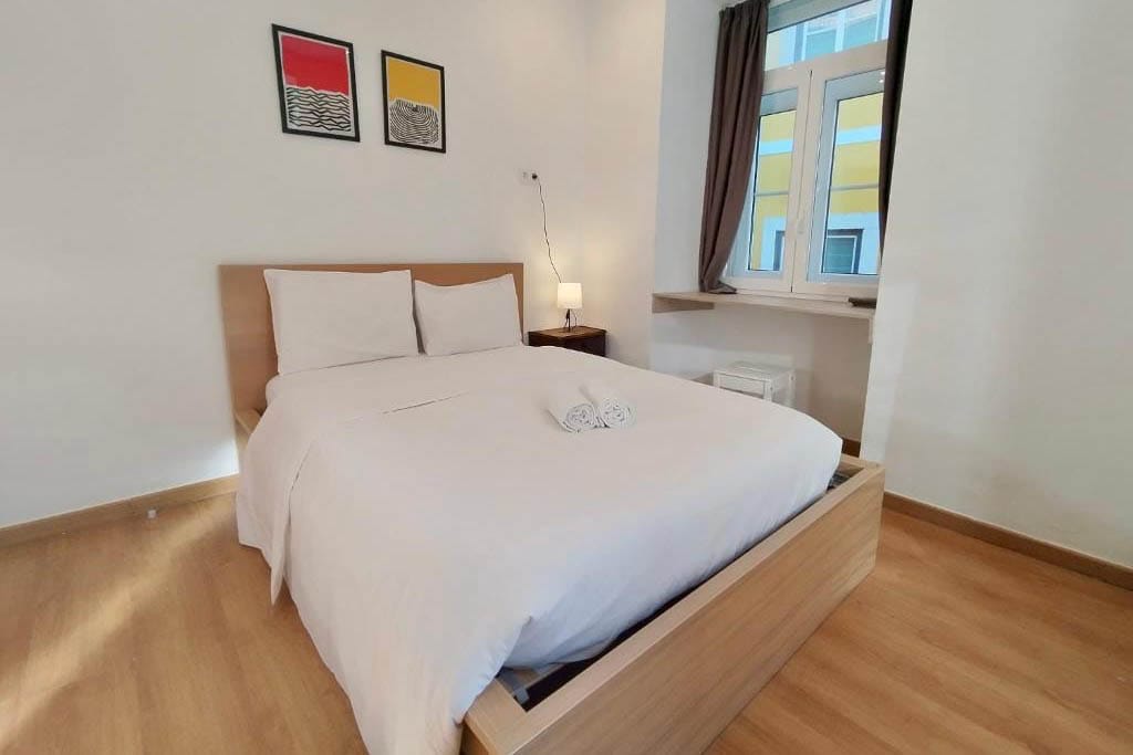Cheap places to stay in Lisbon: Bairro Alto Hostel