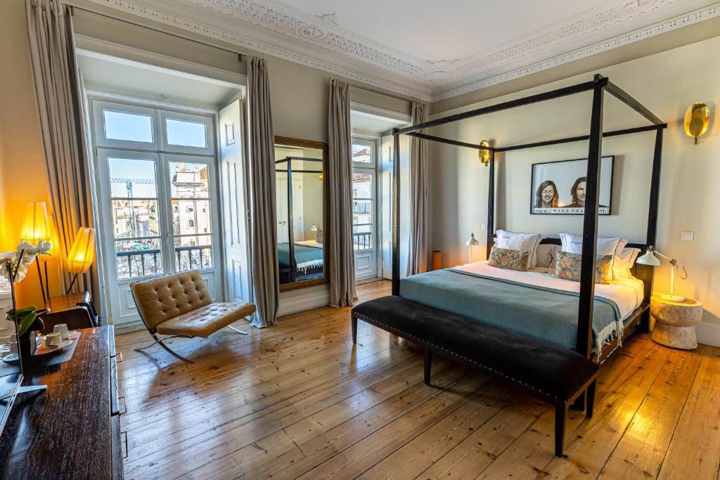 Le Consulat Lisbon