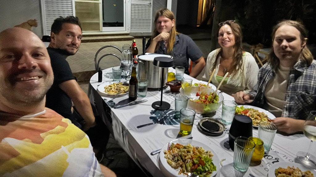 Bela Vista Saturday communal dinner