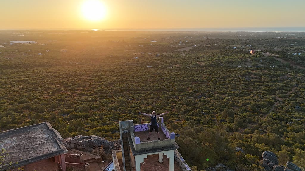 Miradouro Cerro de Cabeça viewpoint sunrise