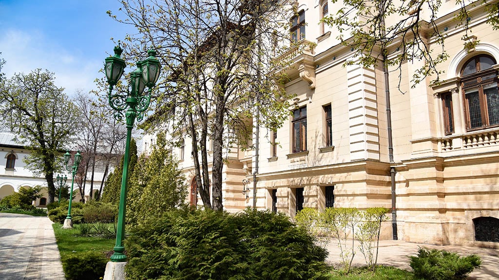 Best neighbourhoods in Bucharest: Cotroceni Palace