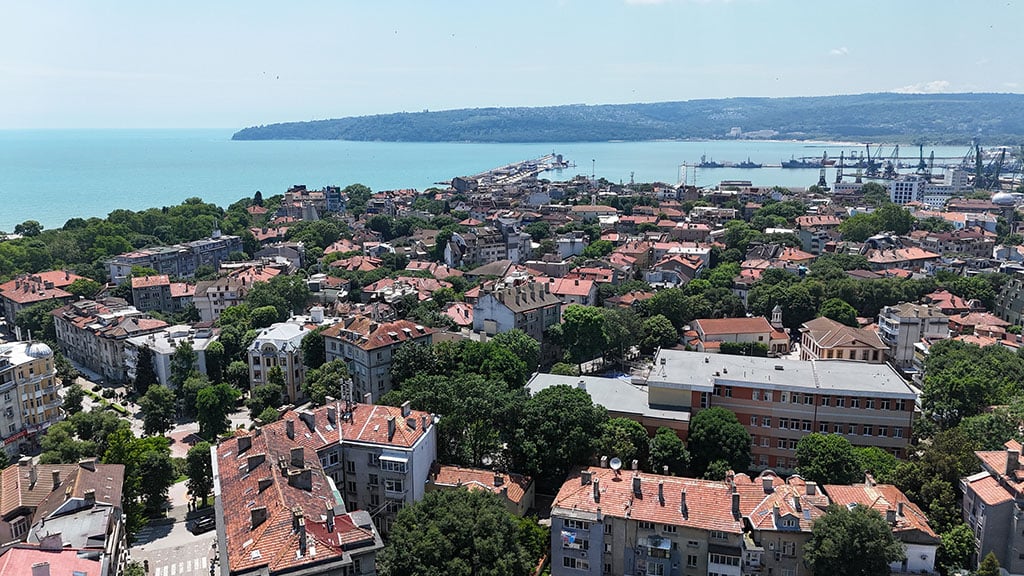 Varna workation: cityscape in spring