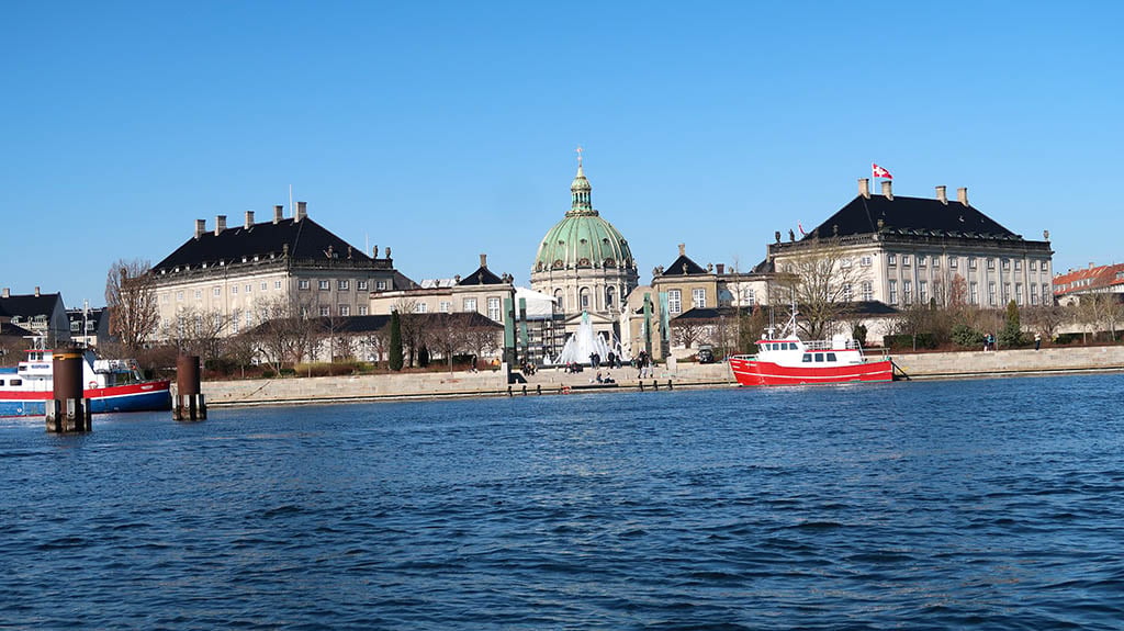 Canal cruises run through winter in Copenhagen
